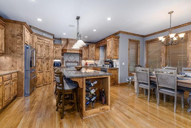 22119 171st Street, Basehor, KS 66007