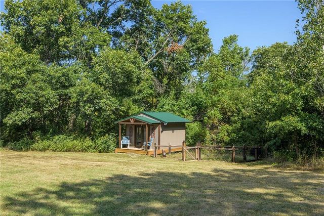 22119 171st Street, Basehor, KS 66007