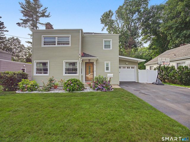 80 Lakeview Terrace, New Haven, CT 06511