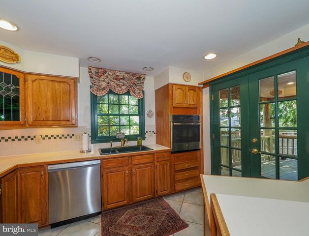 2644 QUEEN ANNE CIR, Annapolis, MD 21403