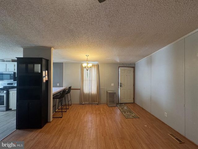 55 PATUXENT MOBILE ESTATES, Lothian, MD 20711