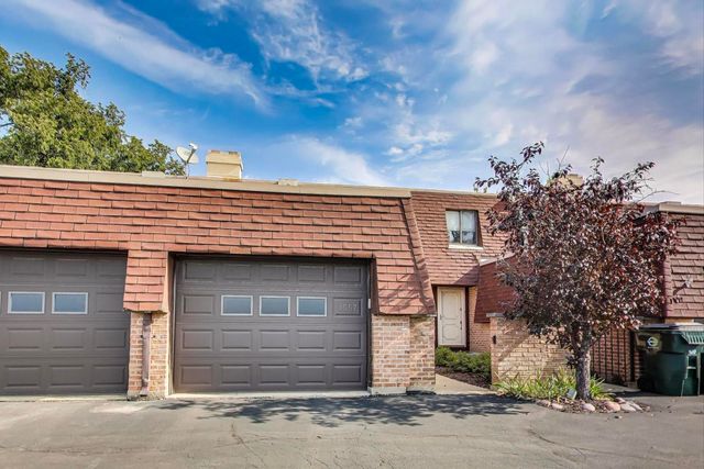 1057 Busse Highway, Park Ridge, IL 60068