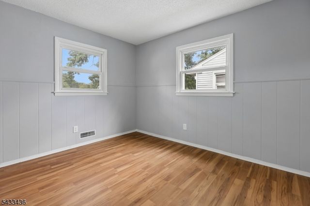 34 Liberty St, Freehold Boro, NJ 07728