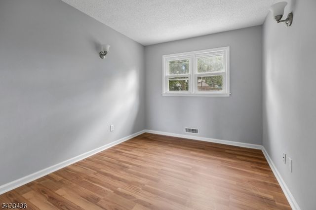 34 Liberty St, Freehold Boro, NJ 07728