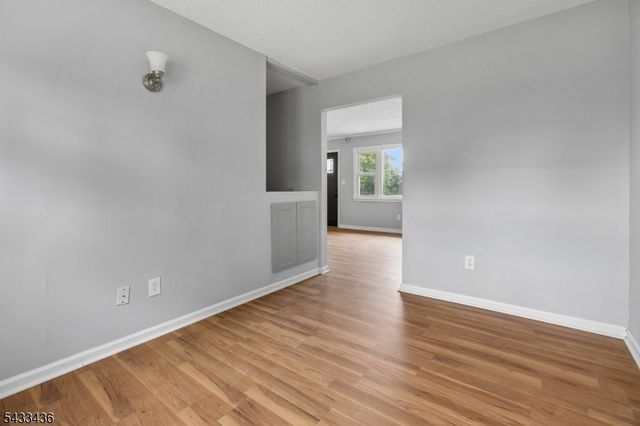 34 Liberty St, Freehold Boro, NJ 07728