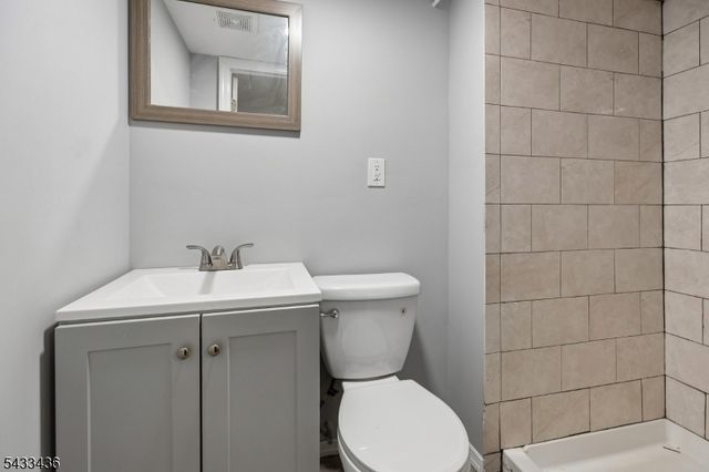 34 Liberty St, Freehold Boro, NJ 07728