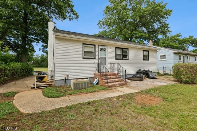 34 Liberty St, Freehold Boro, NJ 07728