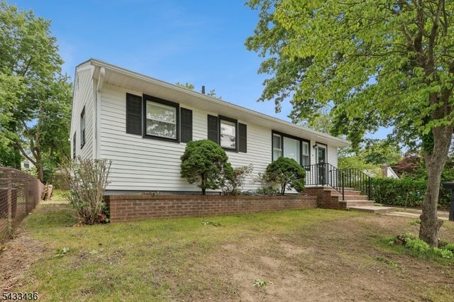 34 Liberty St, Freehold Boro, NJ 07728