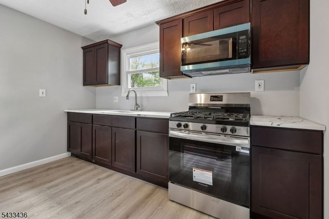 34 Liberty St, Freehold Boro, NJ 07728