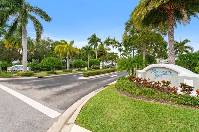 3105 Grandiflora Drive, Greenacres, FL 33467