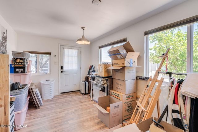 238 E Rodeo Drive, Tucson, AZ 85714