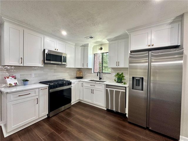 8198 Winewood Court, Riverdale, GA 30274