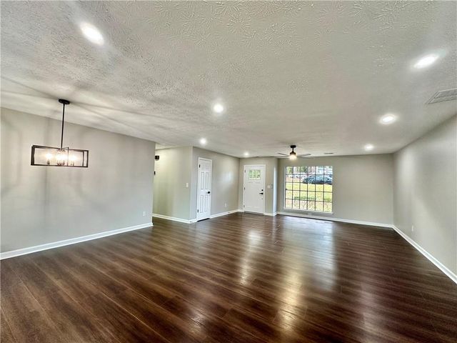 8198 Winewood Court, Riverdale, GA 30274