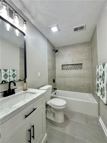 8198 Winewood Court, Riverdale, GA 30274