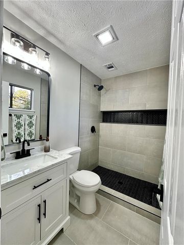 8198 Winewood Court, Riverdale, GA 30274