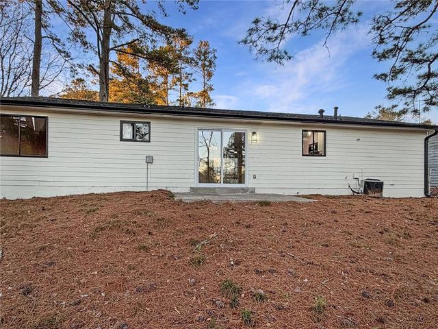 8198 Winewood Court, Riverdale, GA 30274