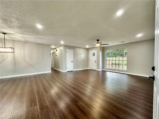 8198 Winewood Court, Riverdale, GA 30274