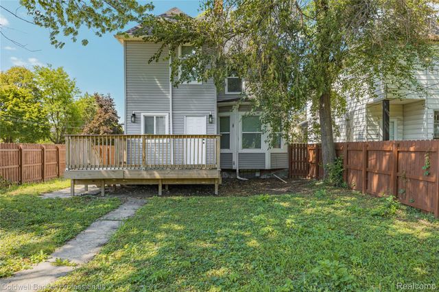 3736 Iroquois Street, Detroit, MI 48214