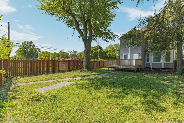 3736 Iroquois Street, Detroit, MI 48214