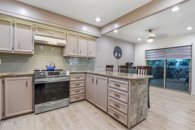 3245 STONE EDGE Drive, El Paso, TX 79904