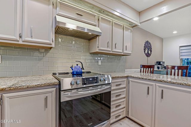 3245 STONE EDGE Drive, El Paso, TX 79904
