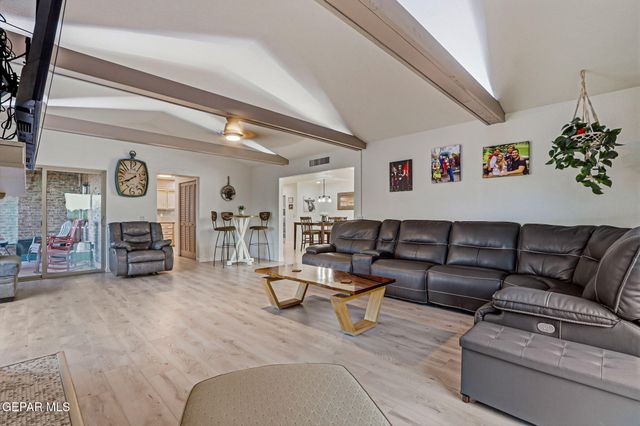 3245 STONE EDGE Drive, El Paso, TX 79904