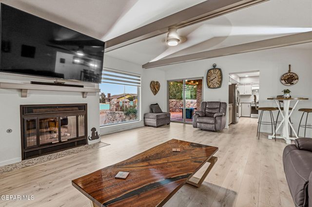 3245 STONE EDGE Drive, El Paso, TX 79904