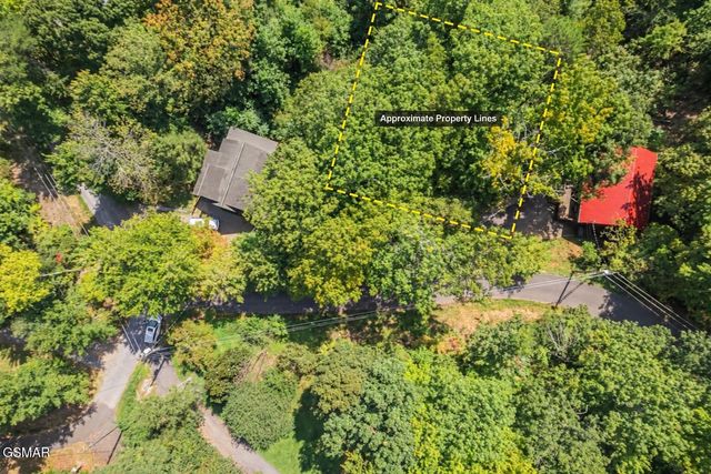 1016 Vista Drive, Gatlinburg, TN 37738