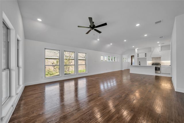 817 N Virginia Street, Terrell, TX 75160