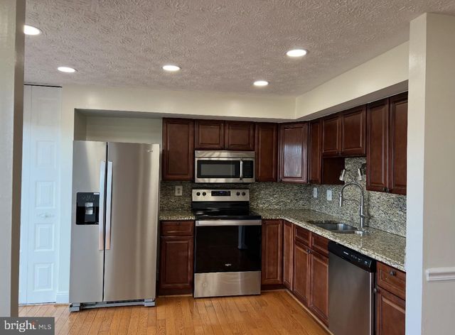 3737 KEEFER CT, Fairfax, VA 22033