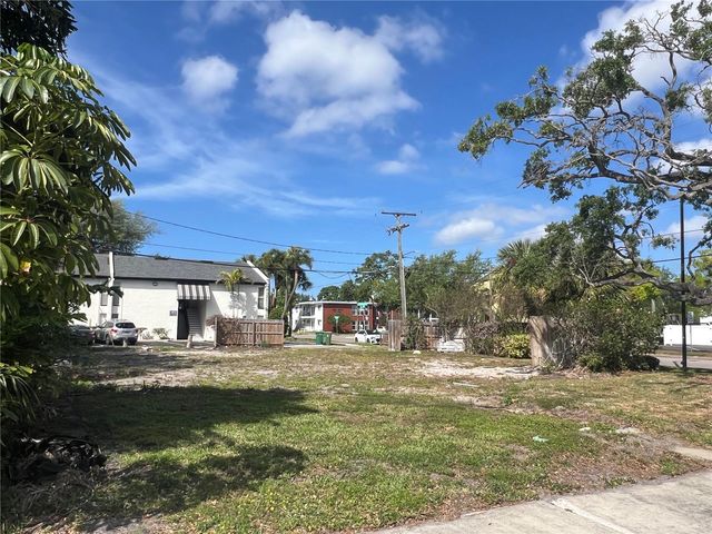 404 E DAVIS BOULEVARD, Tampa, FL 33606