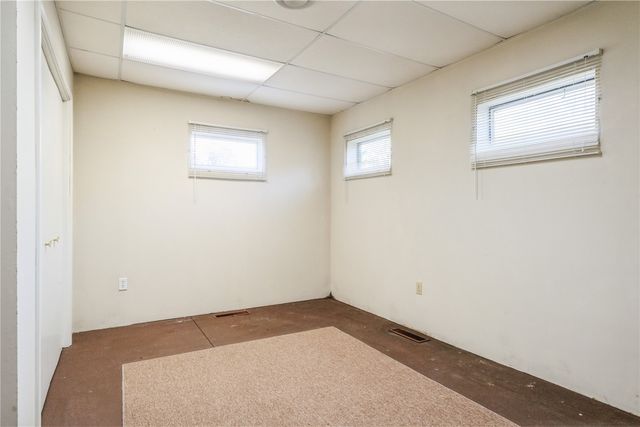 3600 Midway Drive SW, Cedar Rapids, IA 52405