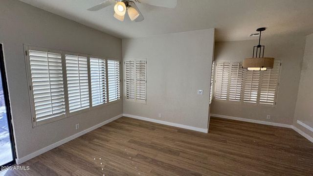 5839 E JENSEN Street, Mesa, AZ 85205