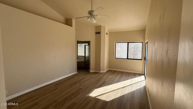 5839 E JENSEN Street, Mesa, AZ 85205