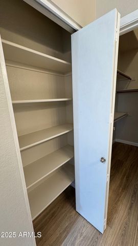 5839 E JENSEN Street, Mesa, AZ 85205