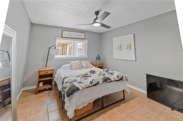 722 Oriole St, Corpus Christi, TX 78418