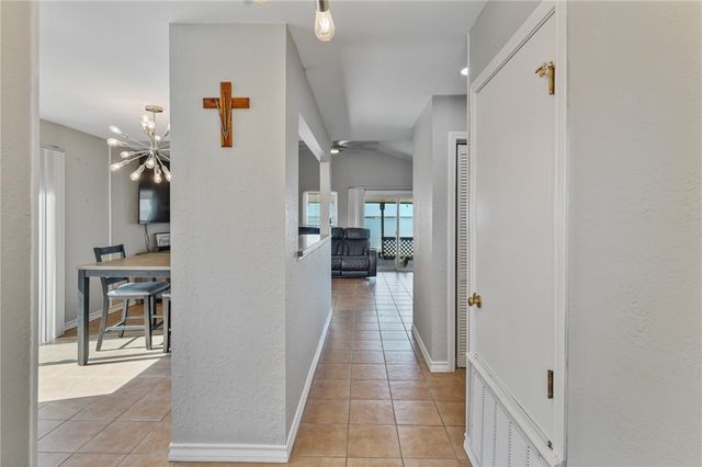 722 Oriole St, Corpus Christi, TX 78418