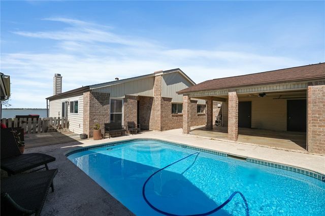 722 Oriole St, Corpus Christi, TX 78418