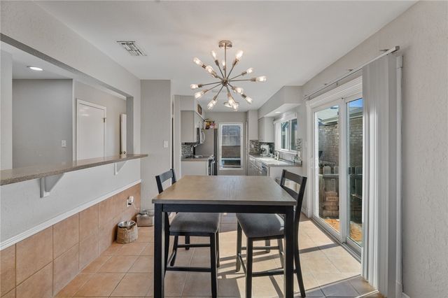 722 Oriole St, Corpus Christi, TX 78418