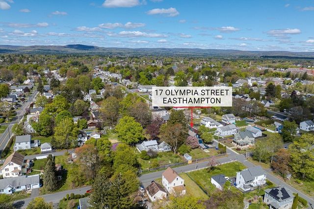 17 Olympia St, Easthampton, MA 01027