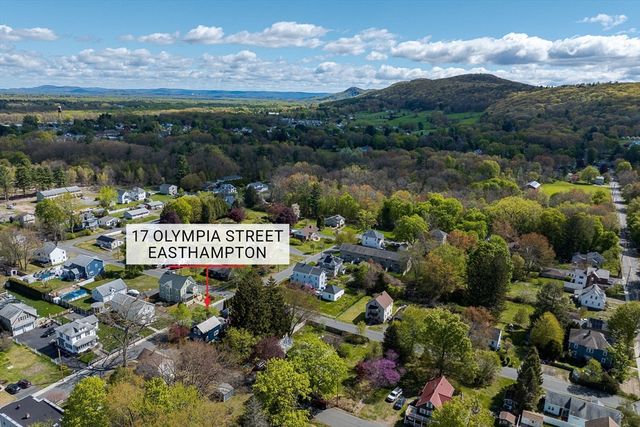 17 Olympia St, Easthampton, MA 01027