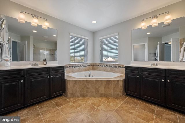 13538 EAGLES REST DR, Leesburg, VA 20176