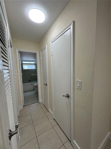 1700 Cleveland St 106, Hollywood, FL 33020