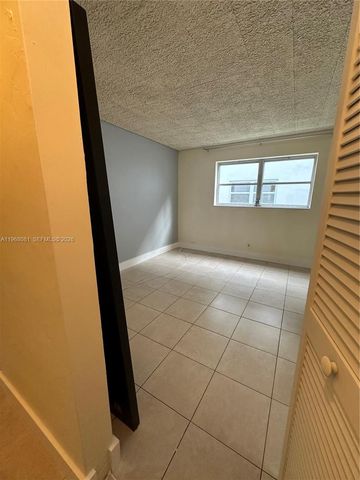 1700 Cleveland St 106, Hollywood, FL 33020