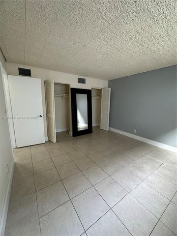 1700 Cleveland St 106, Hollywood, FL 33020