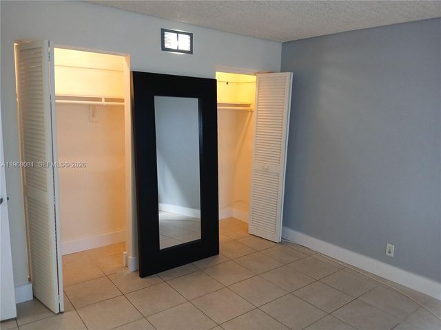 1700 Cleveland St 106, Hollywood, FL 33020