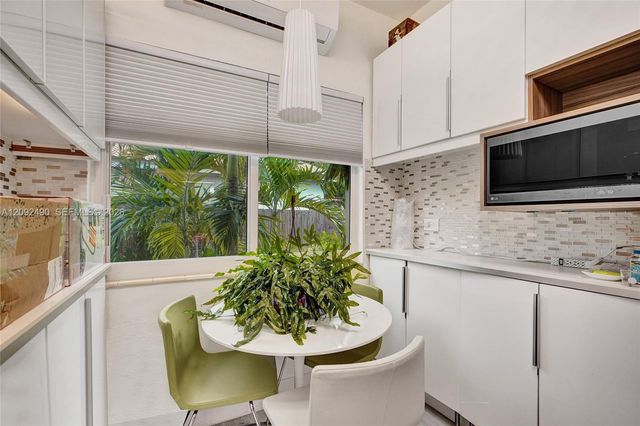 860 NE 127th Street, North Miami, FL 33161