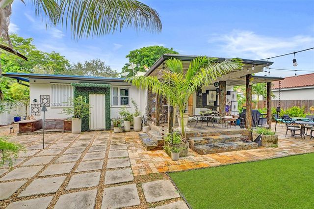 860 NE 127th Street, North Miami, FL 33161