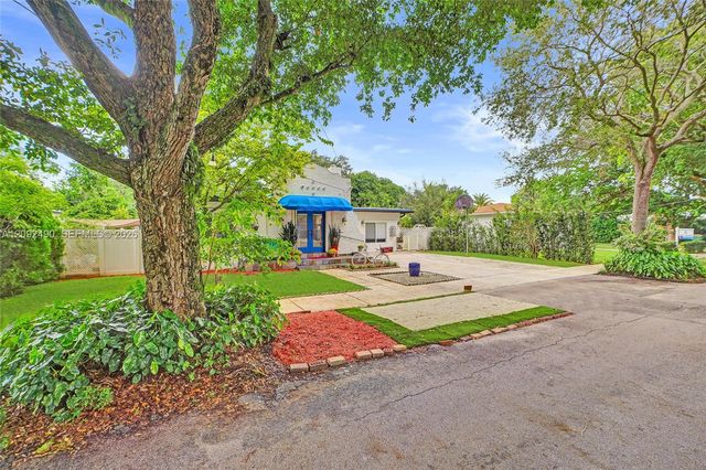 860 NE 127th Street, North Miami, FL 33161