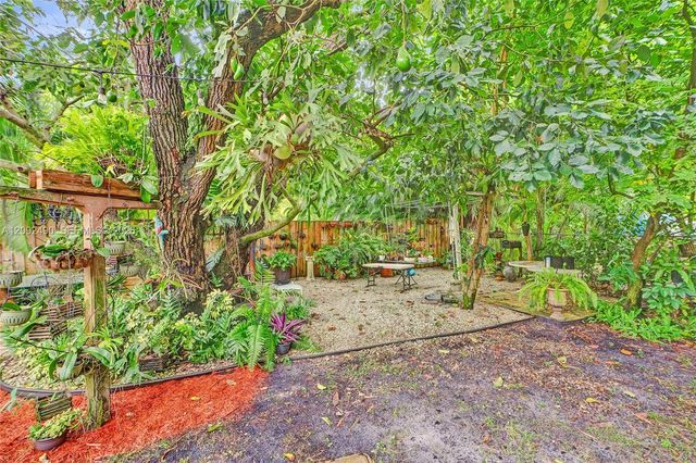 860 NE 127th Street, North Miami, FL 33161